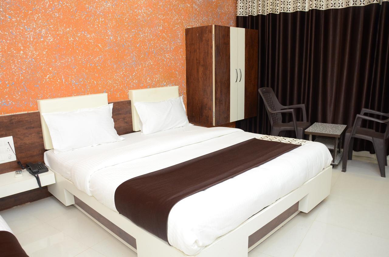 Hotel Bansidhar Somnāth Zewnętrze zdjęcie